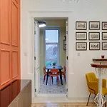 Casa Marie, In A Traditional Corner Townhouse In The 3 Cities, Built In 1881 *