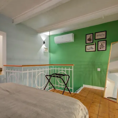 Casa Marie, In A Traditional Corner Townhouse In The 3 Cities, Built In 1881 Hébergement de vacances *