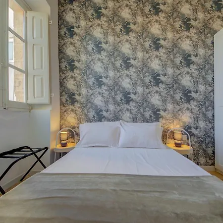Holiday home Casa Marie, In A Traditional Corner Townhouse In The 3 Cities, Built In 1881 Cospicua