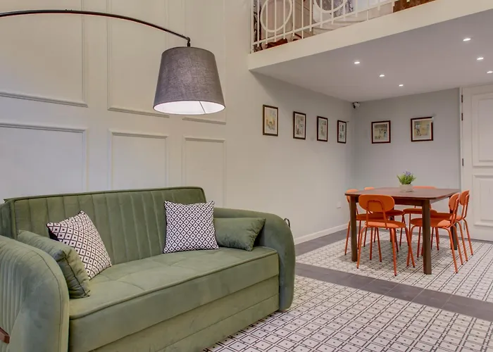 Casa Marie, In A Traditional Corner Townhouse In The 3 Cities, Built In 1881 * Cospicua