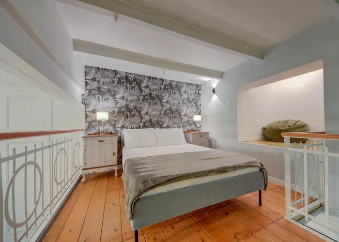 Casa Marie, In A Traditional Corner Townhouse In The 3 Cities, Built In 1881 * Cospicua