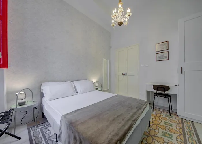 Ferienhaus Casa Marie, In A Traditional Corner Townhouse In The 3 Cities, Built In 1881 *