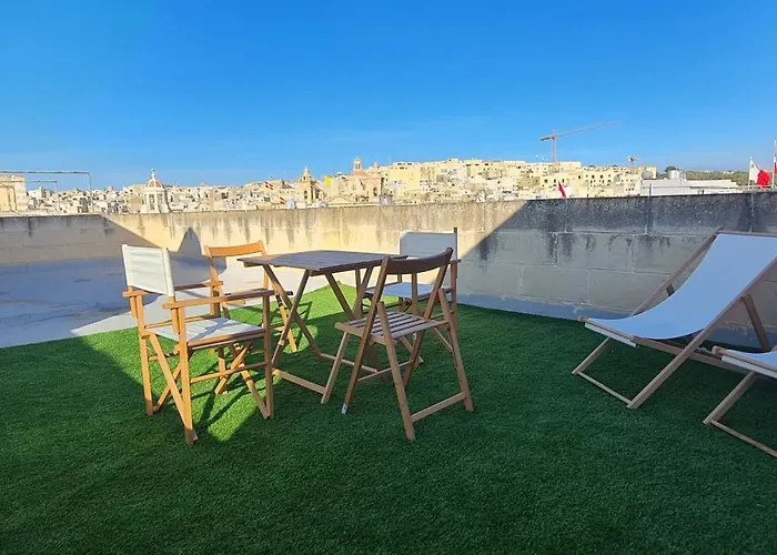 Ferienhaus Casa Marie, In A Traditional Corner Townhouse In The 3 Cities, Built In 1881