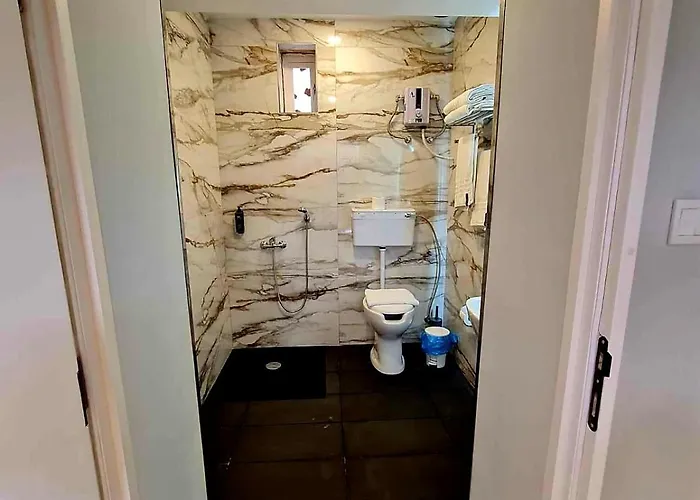 Casa Marie, In A Traditional Corner Townhouse In The 3 Cities, Built In 1881